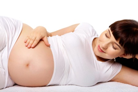 Bà bầu nên tránh khi mang thai toàn diện trong bụng
